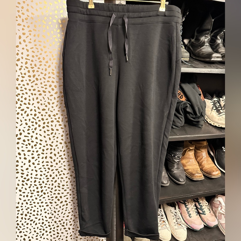 Spanx AirEssentials Tapered Pant
